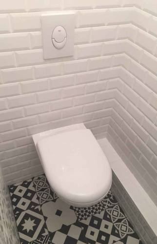 WC suspendu