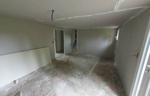 La dépose : Cloisons et électricité