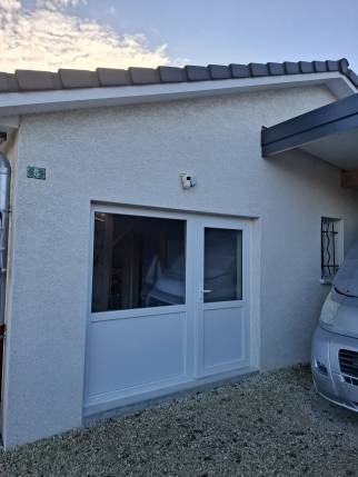 Garage transformé en espace habitable - Certines 01240