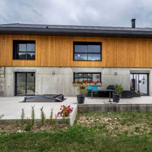 Rénovation d'une ancienne grange en habitat indivuelle - France Denans - La Maison Des Architectes