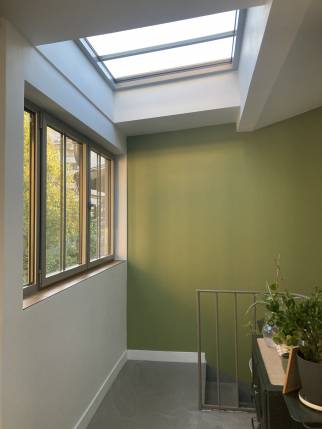 Réalisation d'une loggia d'escalier : isolation bio sourcée et doublages intérieurs en plaques de platre sur ossature métallique