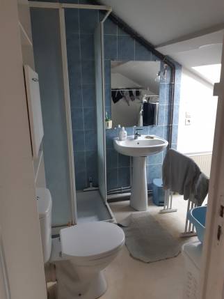 Salle de bain avant travaux de rénovation - Ambérieu-en-Bugey 01500