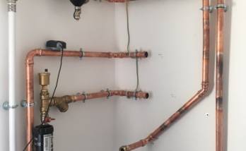 Circuit de plomberie en cuivre pour la pompe à chaleur - Nantes 44