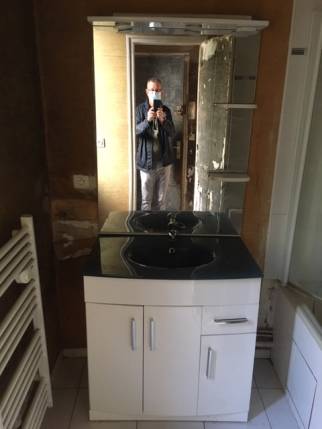 Rénovation de salle de bain - ancienne salle d'eau avant travaux - Nantes 44