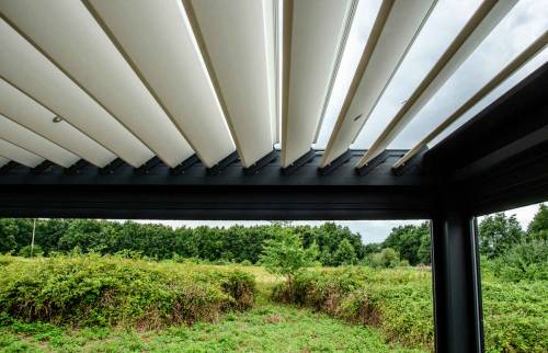 Pergola bioclimatique