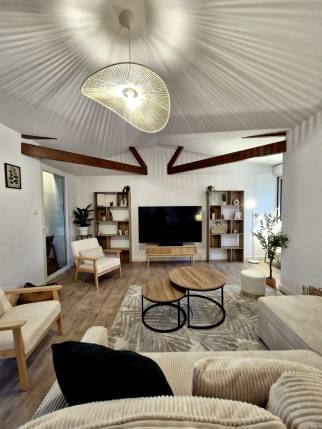 Décoration de la pièce de vie commune de l'espace coliving - Montauban 82000