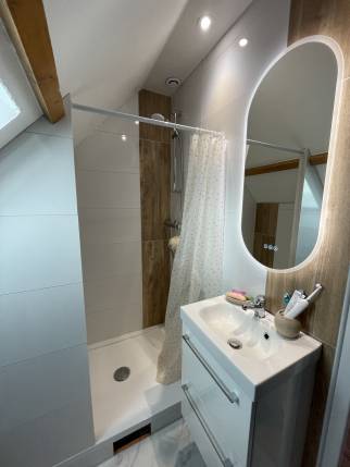 Nouveau meuble vasque avec miroir (Cambes-en-Plaine 14610)