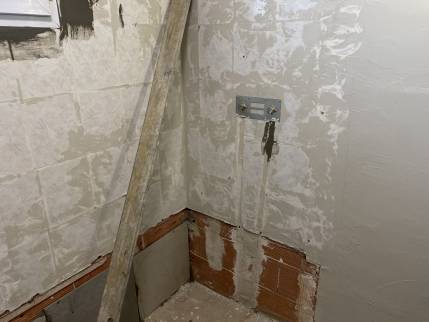 Rénovation de salle de bain avec préparation du mur de douche - Monbeton 82290