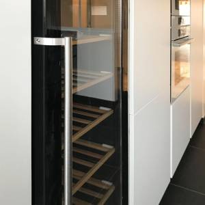 - Le Créqui - Kea Studio - La Maison Des Architectes - cuisine cave a vin