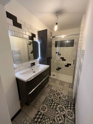 Salle de bain moderne