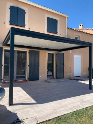 Pergola et terrasse rénovée