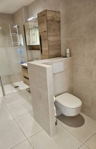 Vue sur le coin WC sans la claustra