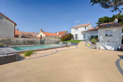 Aménagement extérieur avec pose d'une moquette de pierre - Montauban 82000