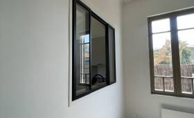 Installation d’une verrière intérieure entre cuisine et salon