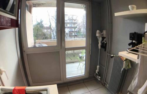 La cuisine avant coté fenêtre