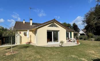 Réalisation d'une extension de la pièce de vie