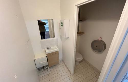 Sanitaires avant les travaux