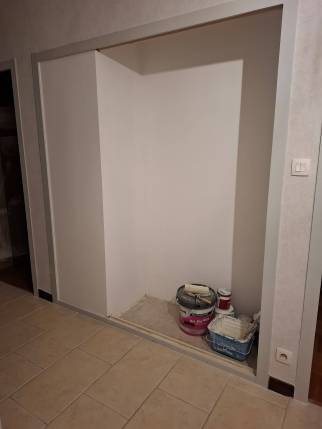 Travaux d'aménagement de placard d'entrée en cours - Bourg-en-Bresse 01