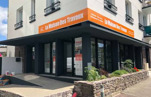 Pose enseigne commerciale La Maison Des Travaux - Lorient (56100)