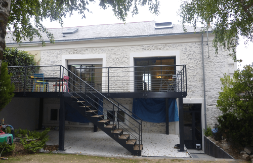 Création d’une terrasse sur pilotis