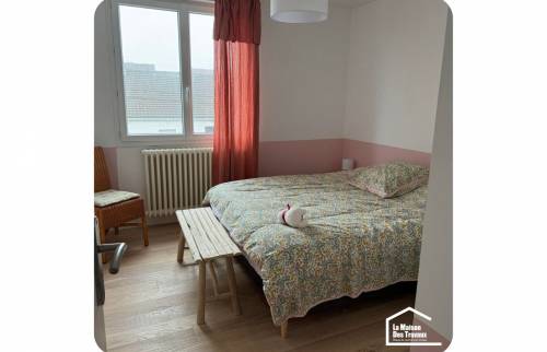 Peinture originale dans une chambre 