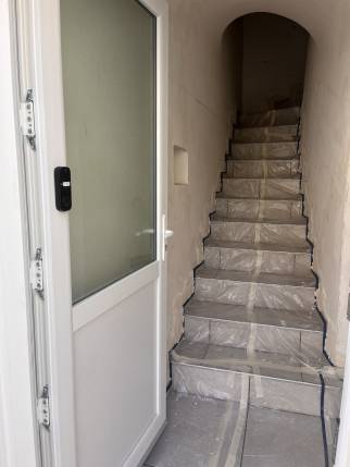  Travaux de rénovation d'un escalier intérieur - Loriol-sur-Drôme 26270