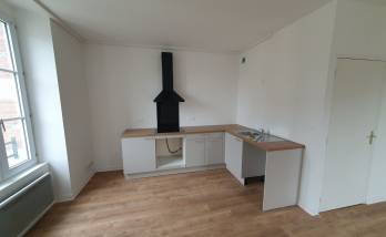 Cuisine terminée et posée cuisine moderne et fonctionnelle