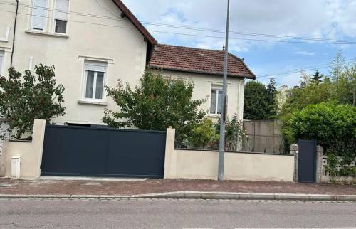 transformation complète de la clôture et des accès – Beaune