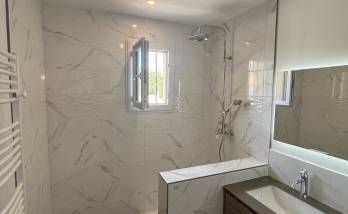 Salle de bain moderne Travaux Vaucluse