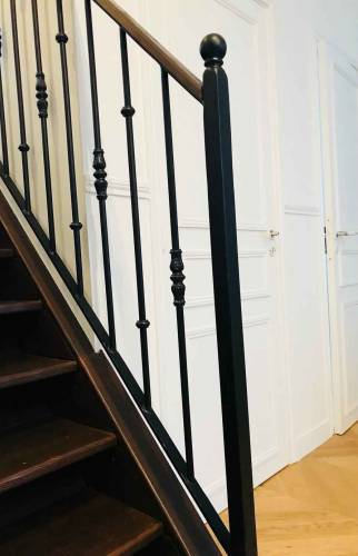 Escalier et main courante dans un style rétro chic - Pontoise