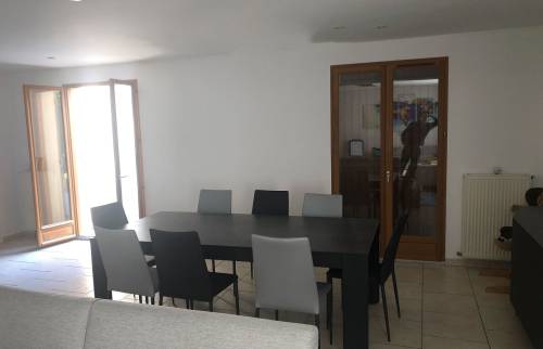 Vue intérieur pavillon avant mise en place baies vitrées à MAGNY-LE-HONGRE (77700)