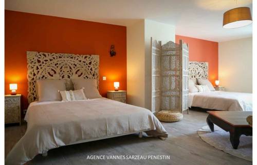 DECORATION  INTERIEURE CHAMBRE D'HOTES A DAMGAN 56750