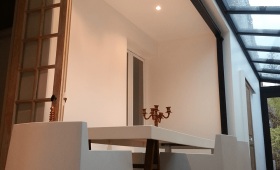Création d’une annexe avec toit en verre