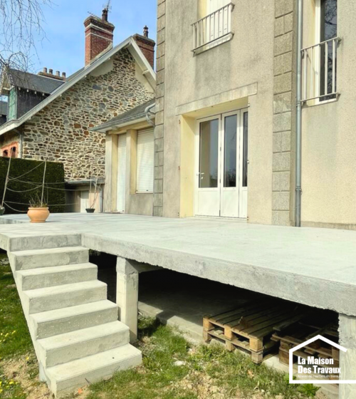 Création d’une terrasse pour profiter des extérieurs - 14400 Mosles