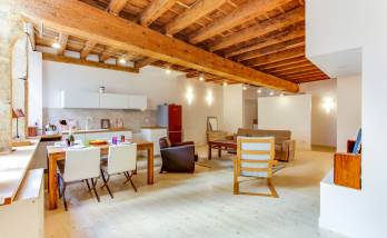 Réhabilitation complète d’un plateau de 60 m pour le transformer en appartement destiné à la location meublée à Lyon, quartier Saint Paul