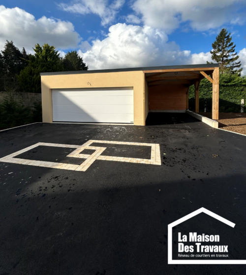 Transformation d’un extérieur avec garage fermé et carport attenant - Sens-de-Bretagne 35490