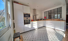 cuisine rénové et moderne