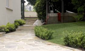 Terrassement et ragréage allée pose dallage pierre naturelle marche grès cérame - Cergy-Pontoise 95000 -