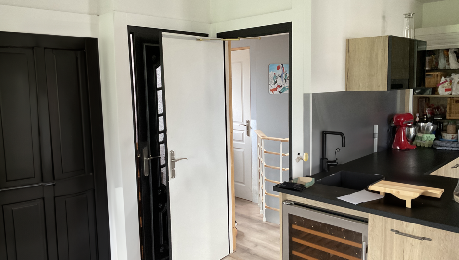 Avant - architecte 73, maçon 73, plâtrier 73, carreleur 73, plombier 73, électricien 73, menuisier 73, isolation thermique 73, peintre 73.