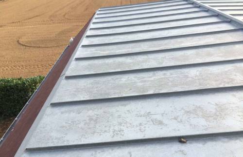 Réaliser un garage accolé en zinc à Caen