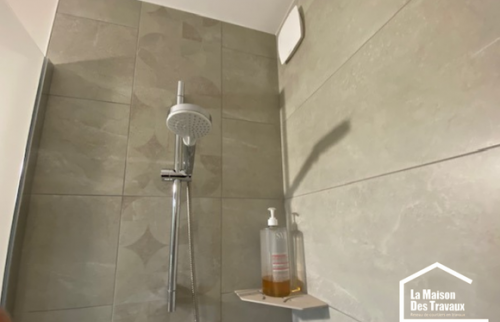 APRES - Fourniture et pose de faïence avec motifs