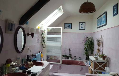 Rénovation d'une salle de bain à La Fresnais (avant)