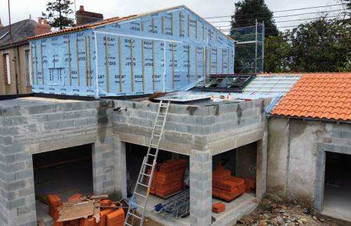 Agrandissement d'une maison au coeur de Vertou - travaux en cours