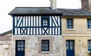 Ravalement façade colombage 