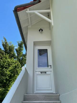 Rénovation porte d'entrée aluminium blanc