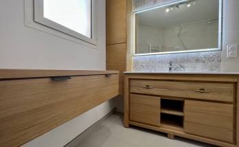 pose de meubles en bois