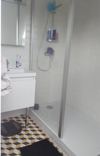 Salle de bain dans les combles