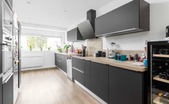 Artisan cuisiniste pour une cuisine graphite