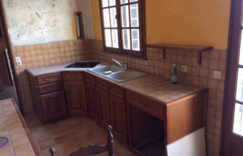 Cuisine avant travaux à Deauville