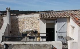 Une façade pierres apparentes et enduit, atout charme total